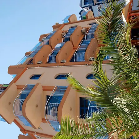 佩内洛普酒店 3*